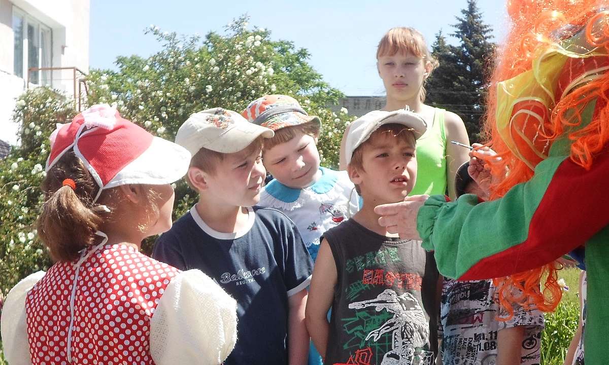 1 июня 2016 года. Сказочный день в Михалевском приюте. Фото: Алесь Красавин.