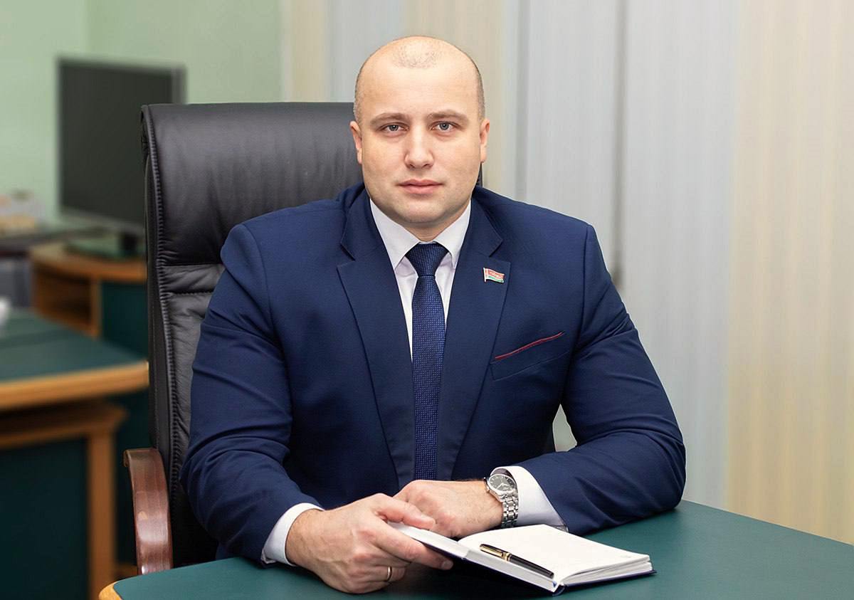 Максим Гурин.