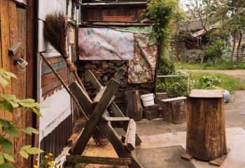 Во дворике на углу Бахарова и Социалки. Фото: Татьяна Удодова basin 04