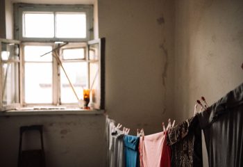 В доме на углу Бахарова и Социалки. Фото: Татьяна Удодова basin 3