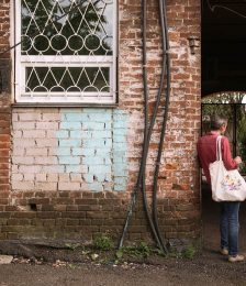 Двор 10-й. Драгоценный аромат прошлого